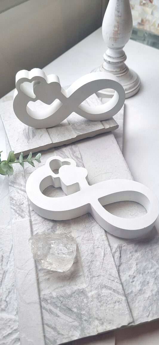 Infinity Heart Decor | Infinity Concrete