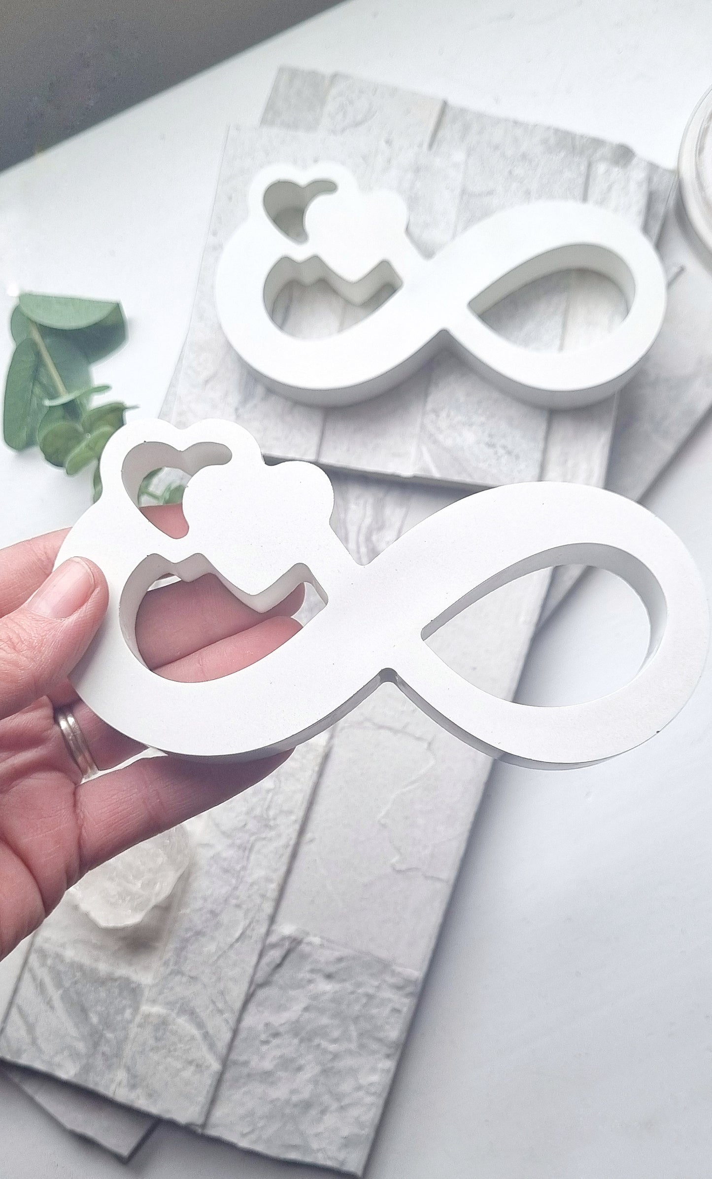 Infinity Heart Decor | Infinity Concrete