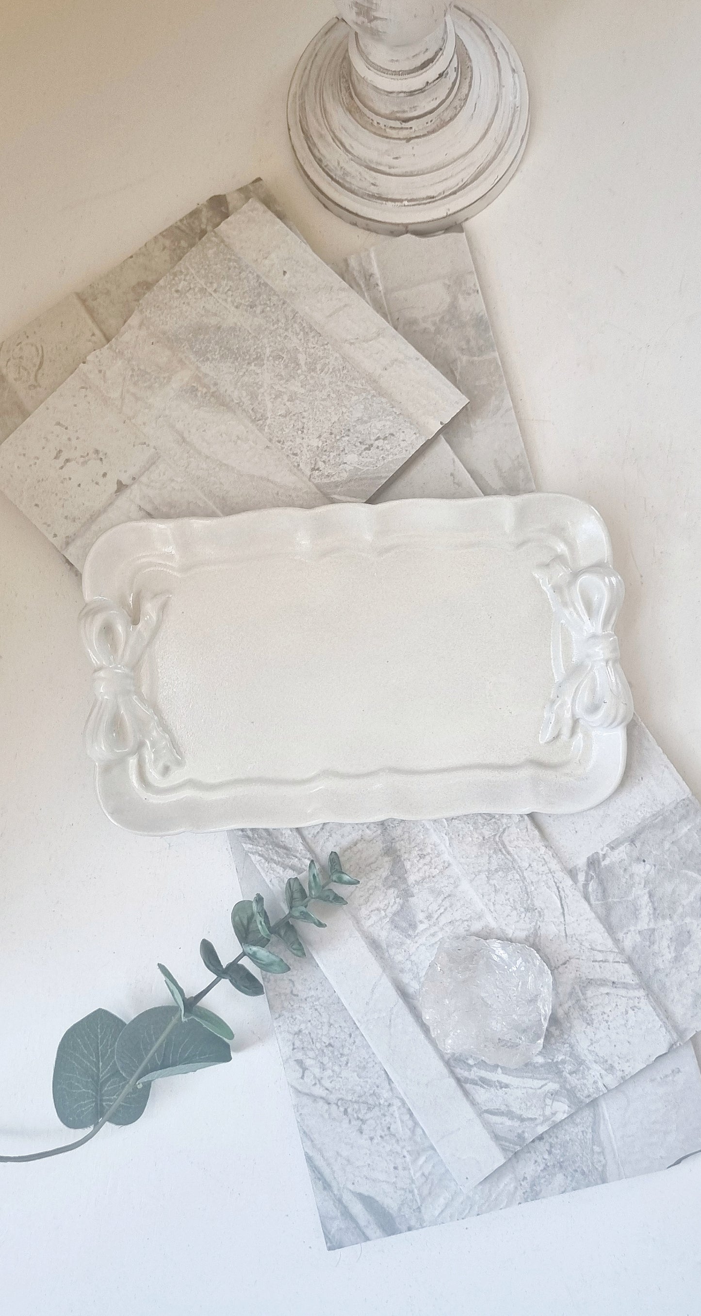 Bow Tray