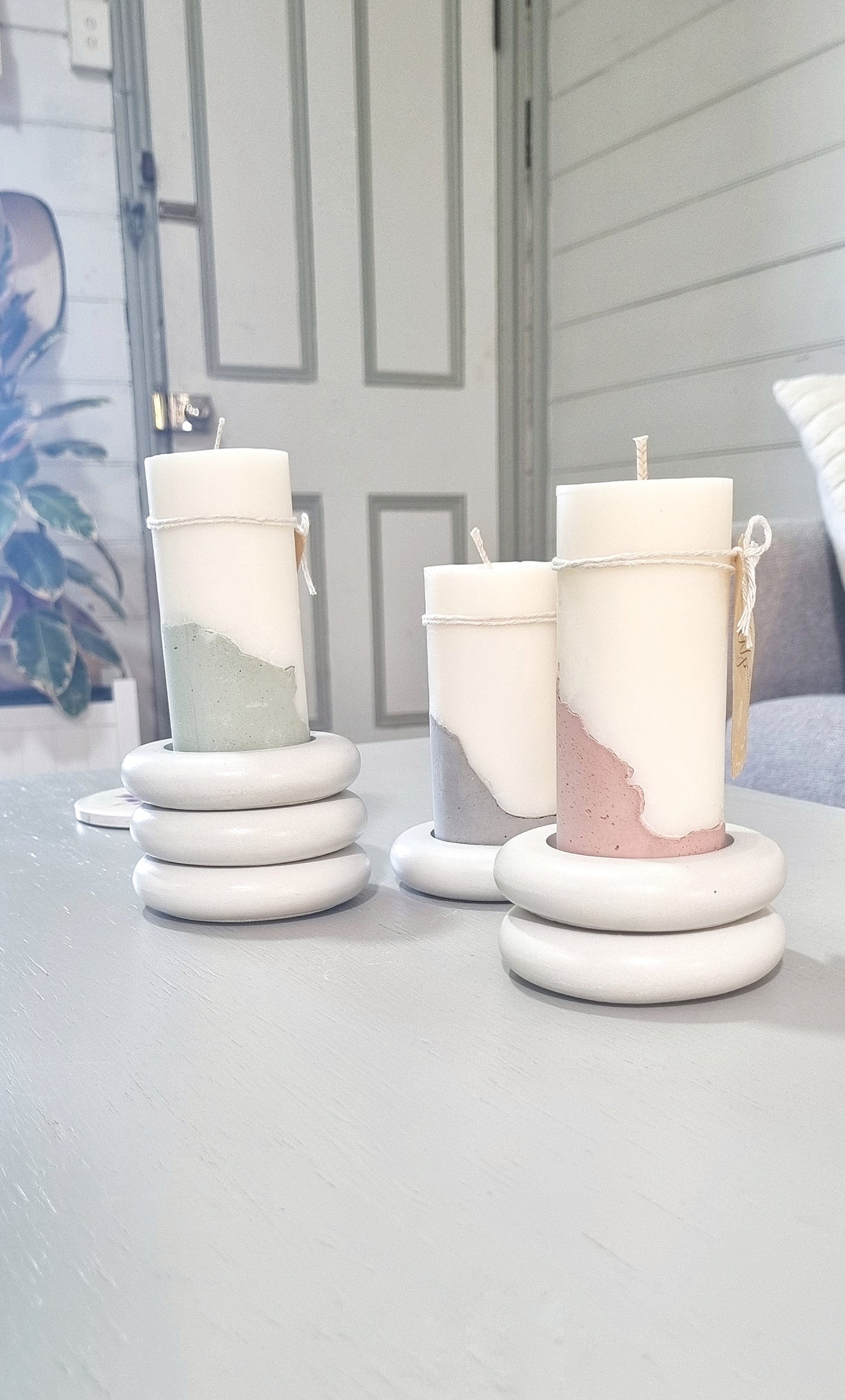 Stackable Pillar Rounds