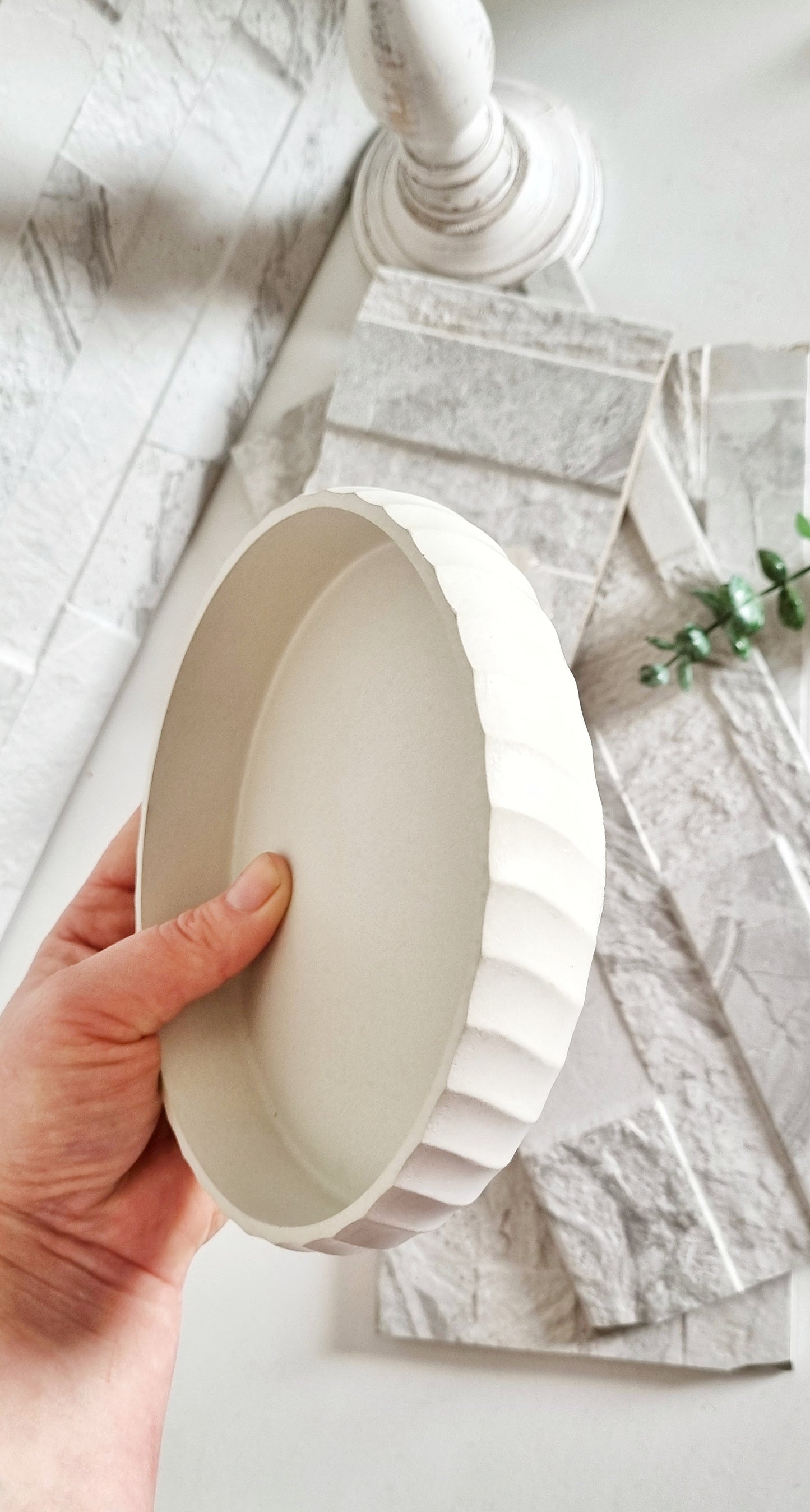 Concrete Curve Tray