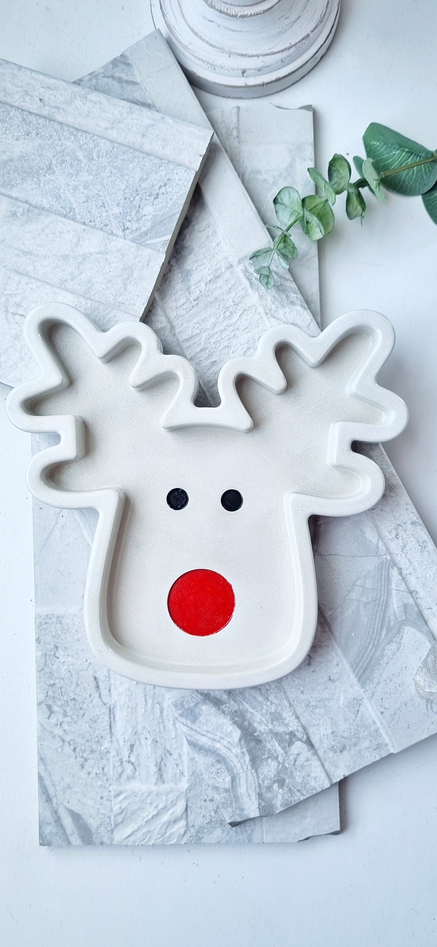 Concrete Reindeer Tray | Decorative Dish
