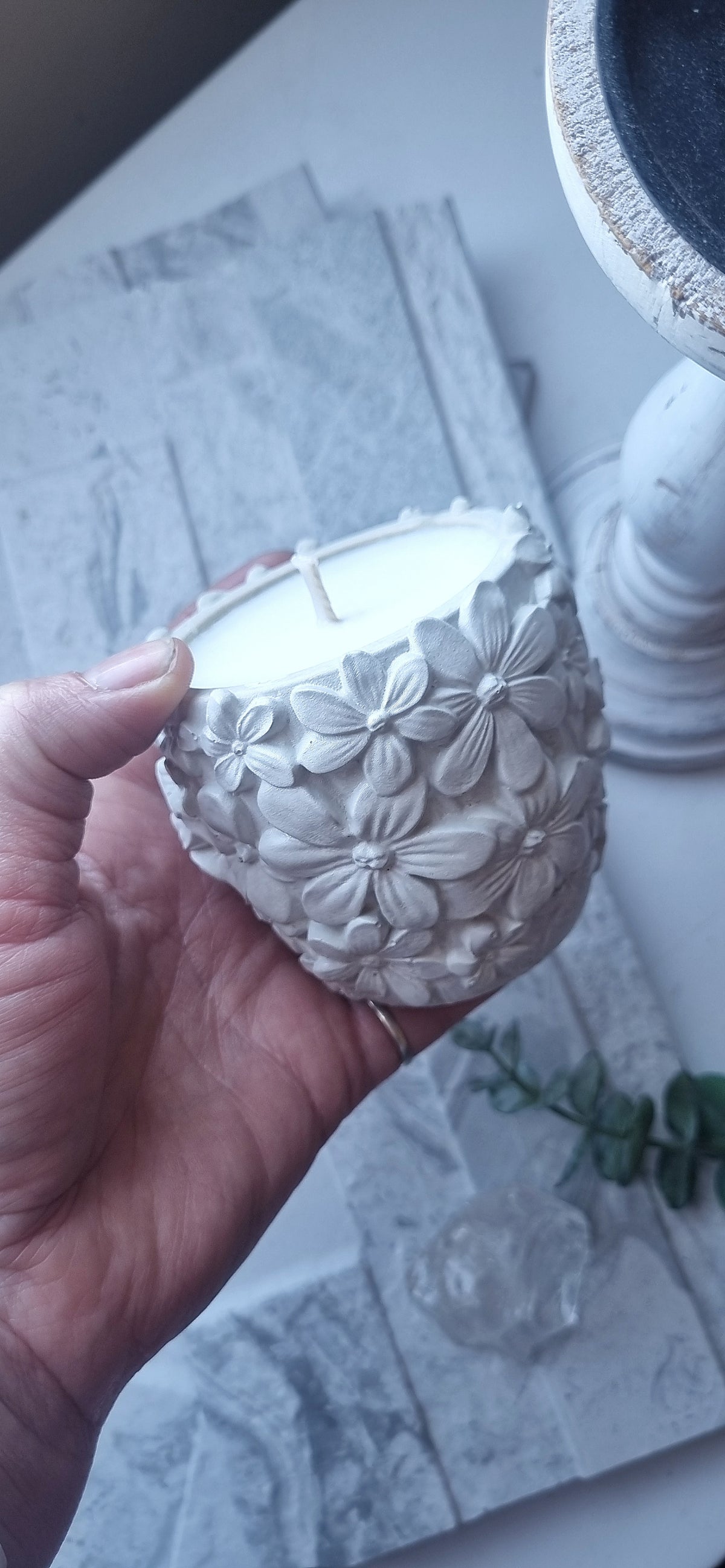 Daisy Candle