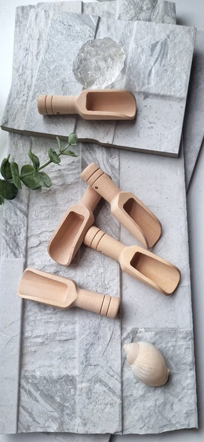 Mini Wax Wooden Scoop