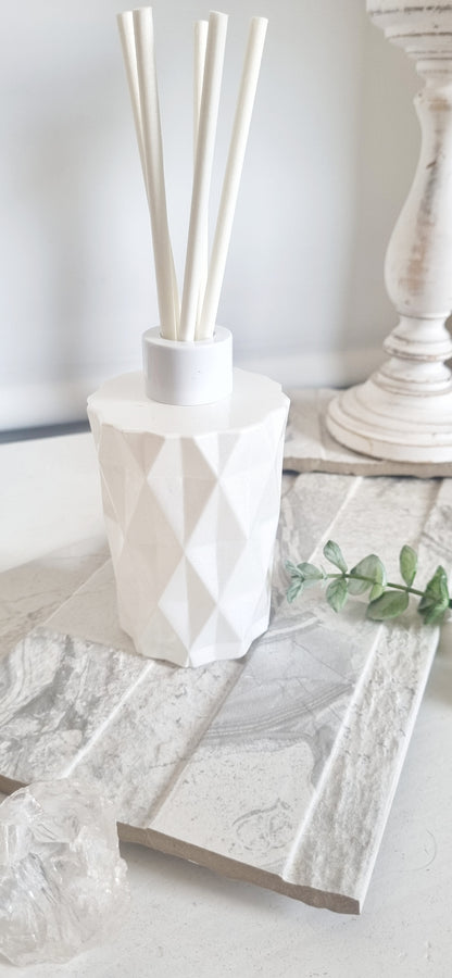 Diamond Reed Diffuser Set | Pearl White