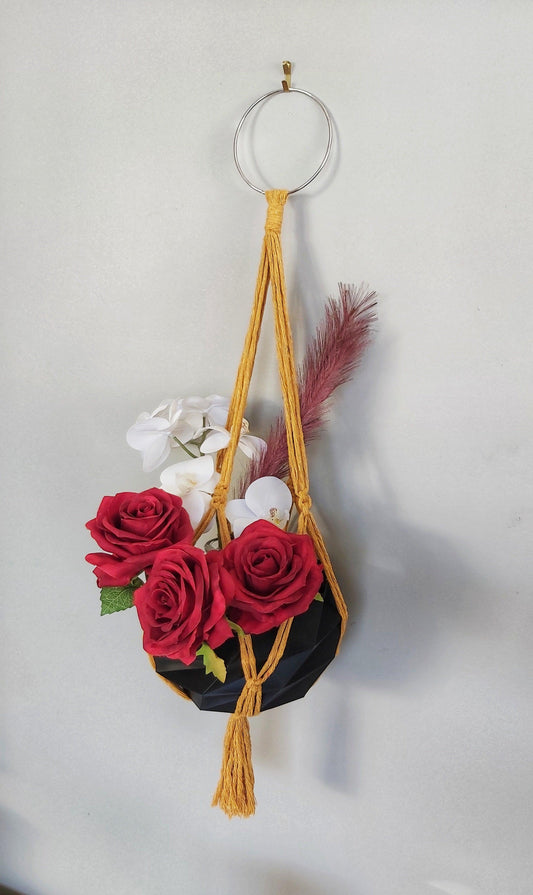 Macrame plant hanger in mustard - Wifestyle Products